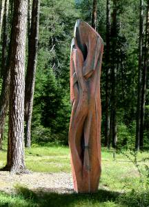 LOVE - FUSION<br><br>9th Rhöner Wood Sculptor Symposium<br>in Empfertshausen/ Germany